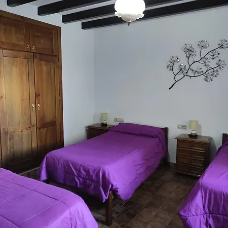 Viviendasfuentezuelas Holiday home *